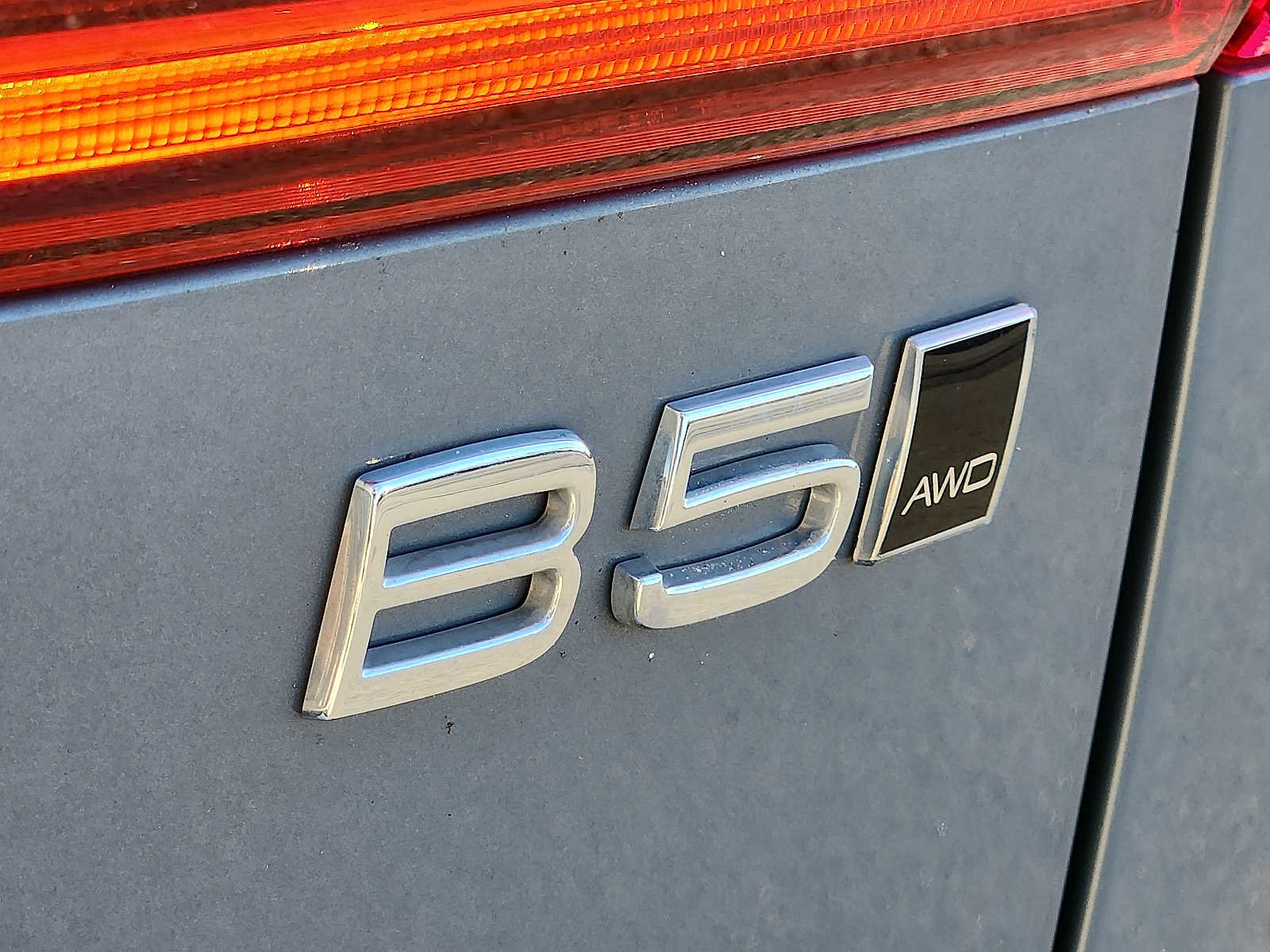 Certified 2023 Volvo XC60 B5 Core w/ Climate Package image 28