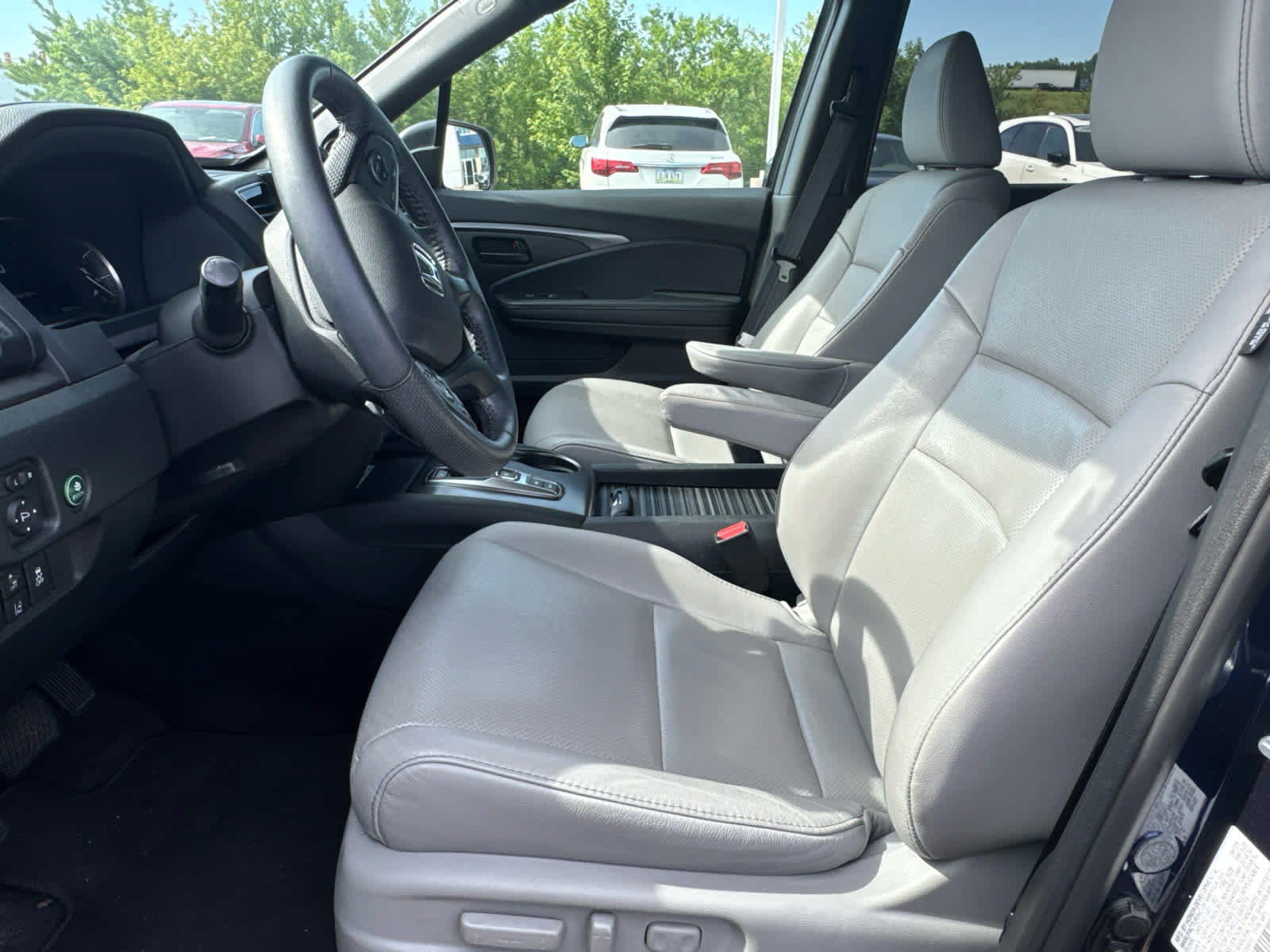 Used 2023 Honda Passport EX-L image 9