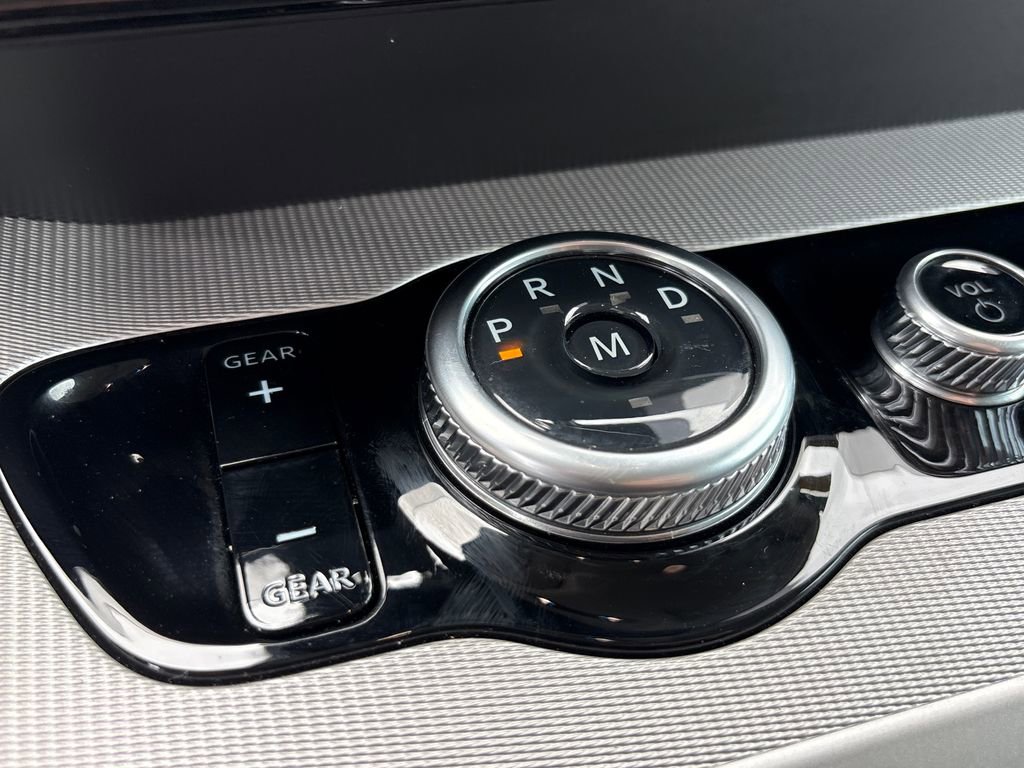 Used 2025 Ford Expedition Active RWD image 24