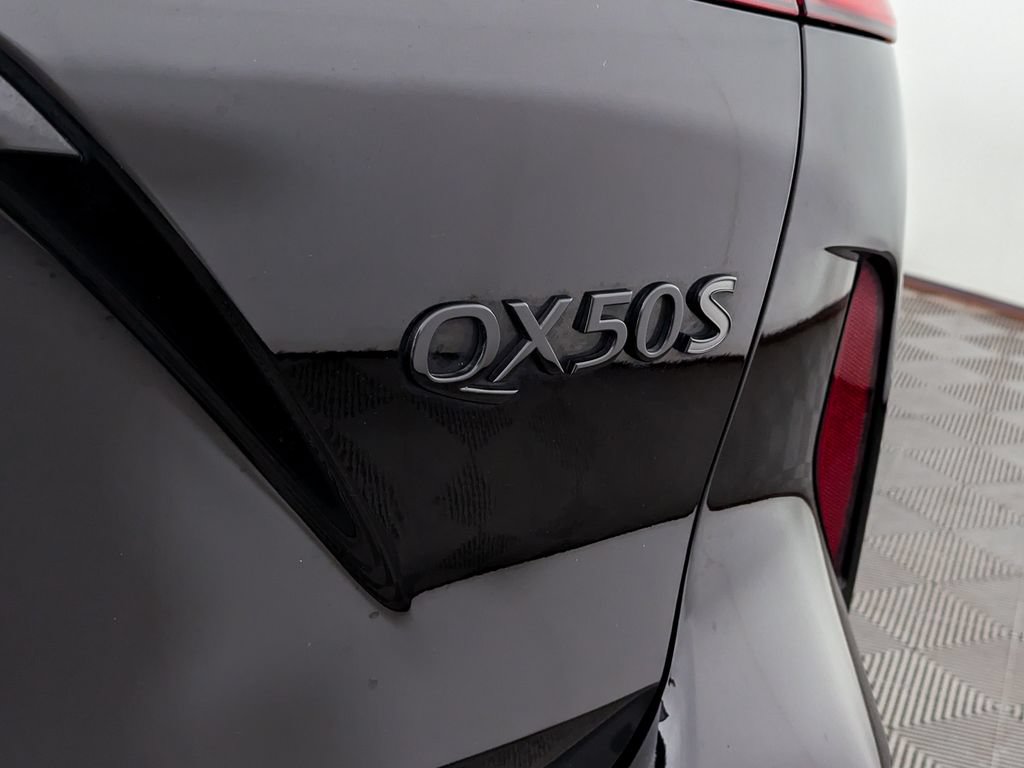 Used 2024 INFINITI QX50 Sport AWD/4WD image 12