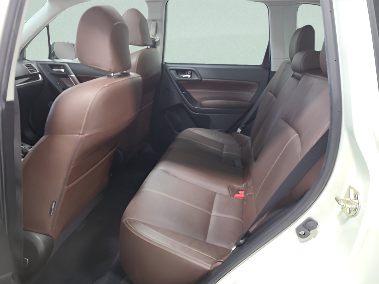 Used 2018 Subaru Forester 2.5i Touring w/ Popular Package #2 AWD/4WD image 17