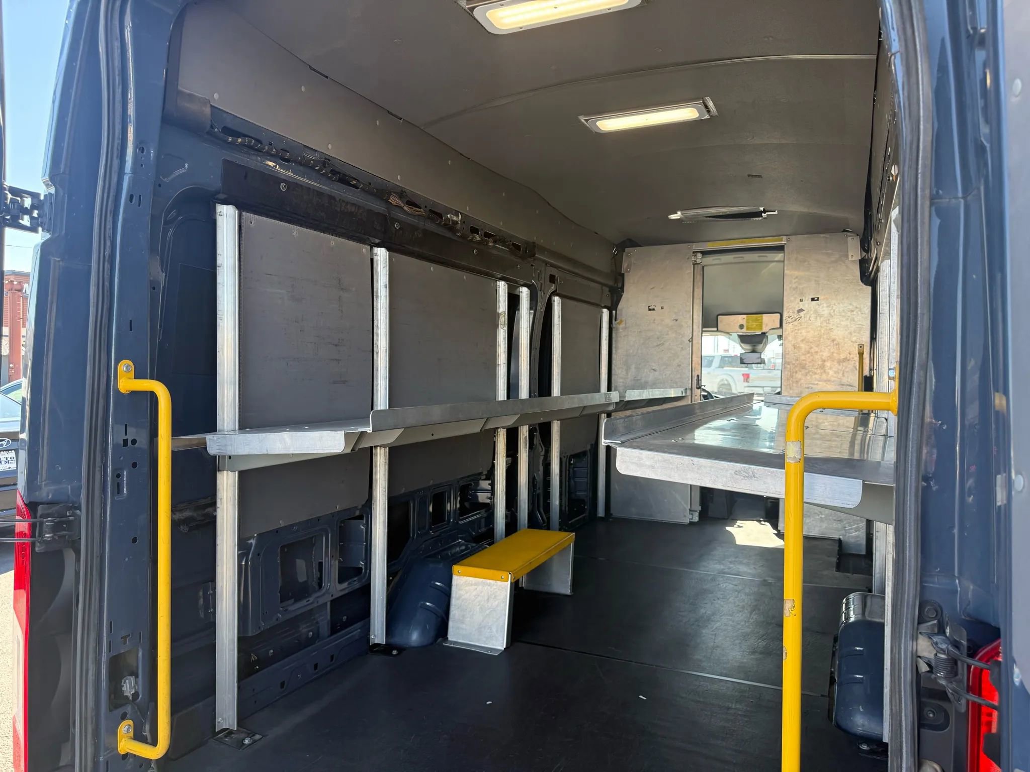 Used 2019 Ford Transit 250 148 High Roof Extended image 20