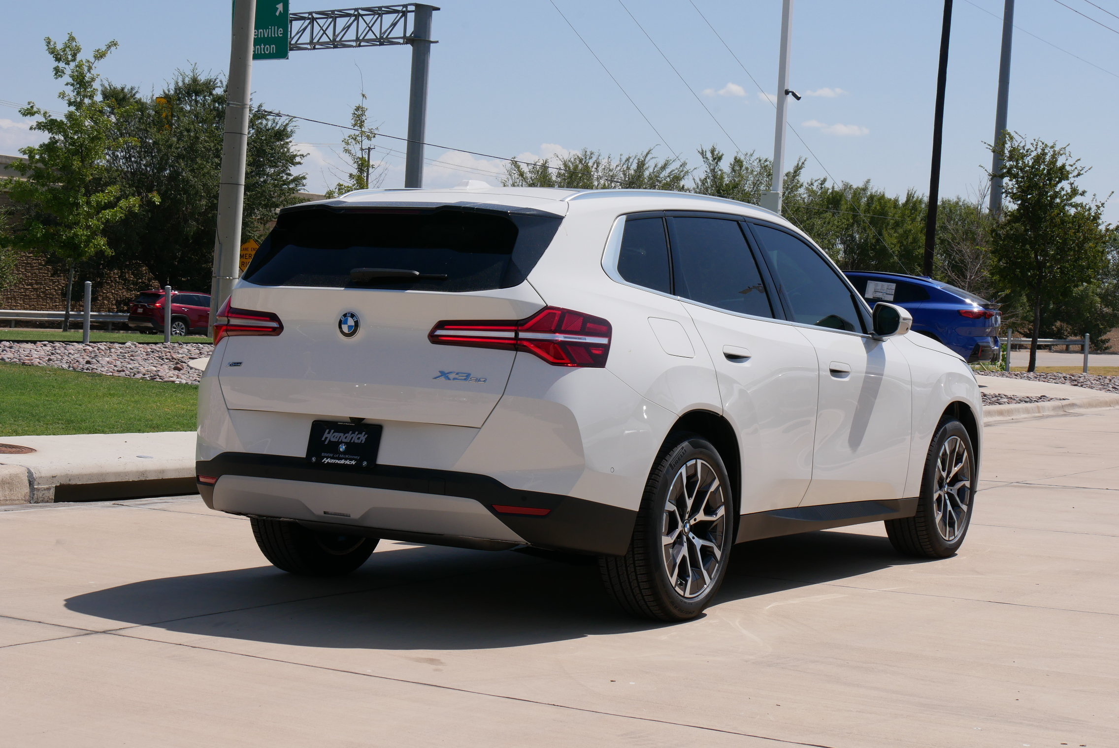 New 2026 BMW X3 xDrive30i w/ Premium Package AWD/4WD image 9