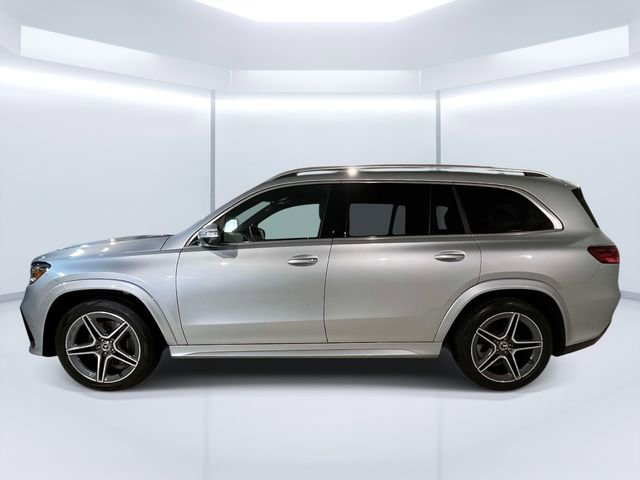 Used 2025 Mercedes-Benz GLS 450 4MATIC image 4