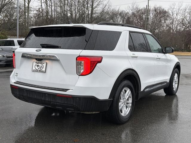 Used 2021 Ford Explorer XLT image 3