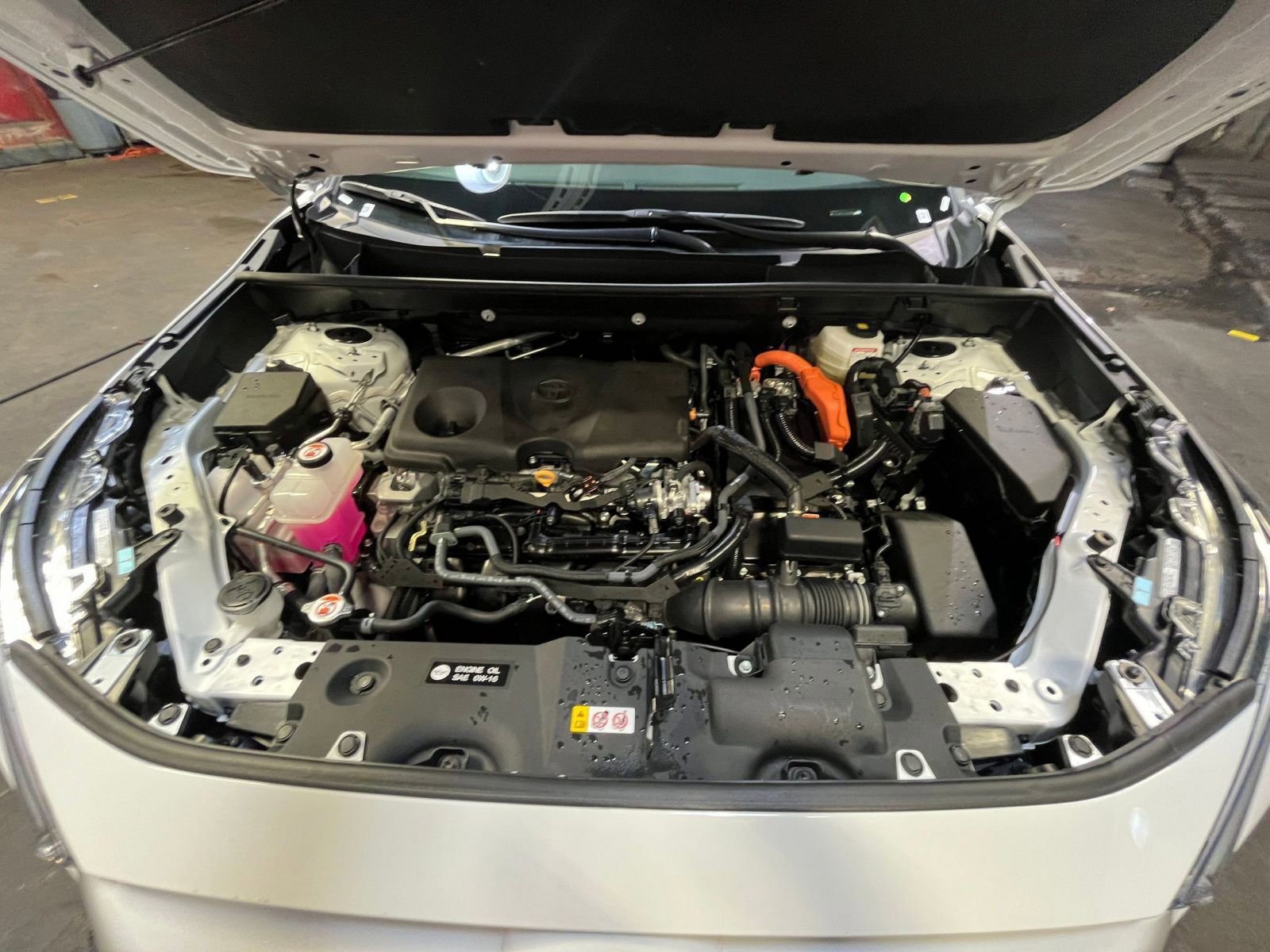 Used 2025 Toyota RAV4 LE image 32