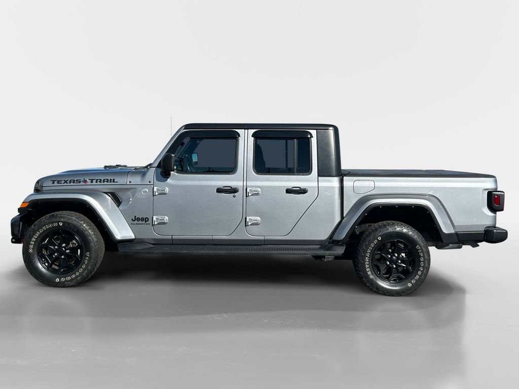 Used 2021 Jeep Gladiator Sport AWD/4WD image 2