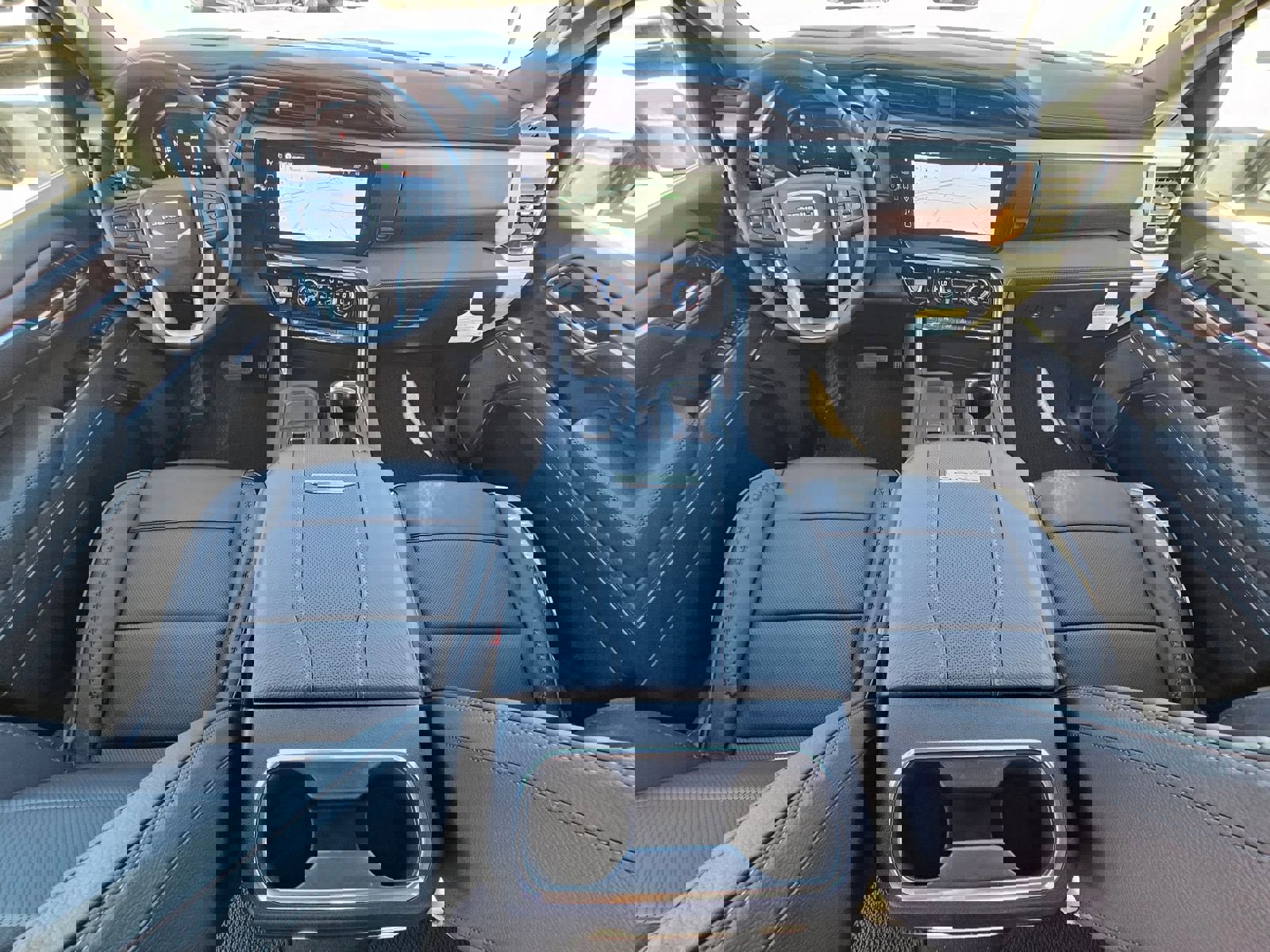 New 2026 GMC Sierra 2500 Denali w/ Denali Reserve Package image 25