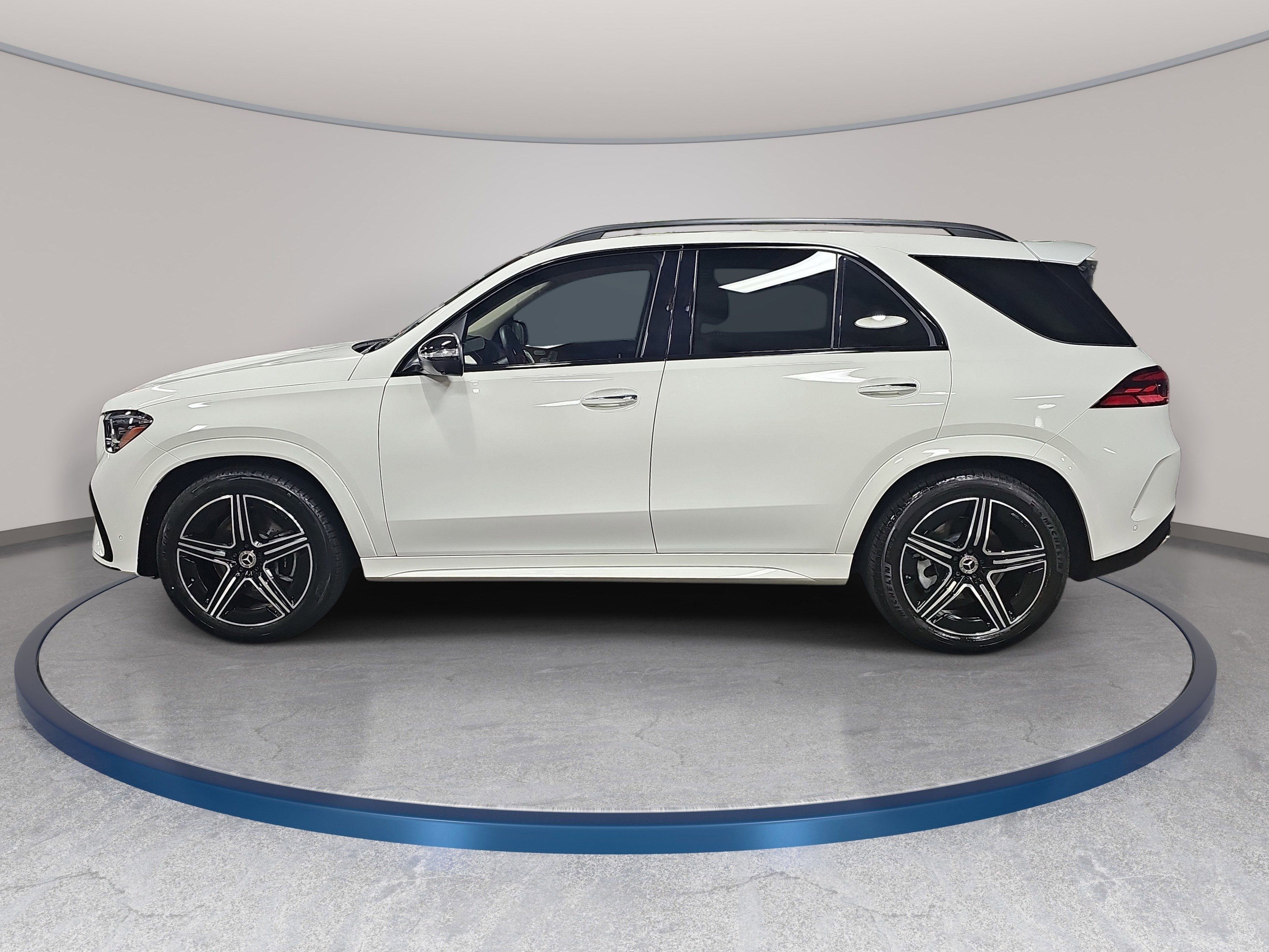 Used 2024 Mercedes-Benz GLE 580 4MATIC image 9
