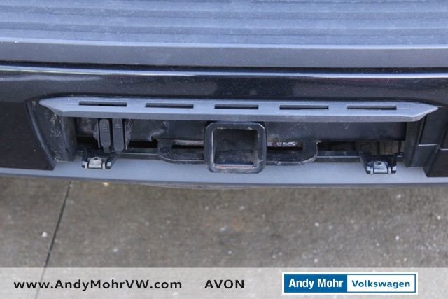 Used 2016 GMC Yukon SLT w/ Open Road Package image 11