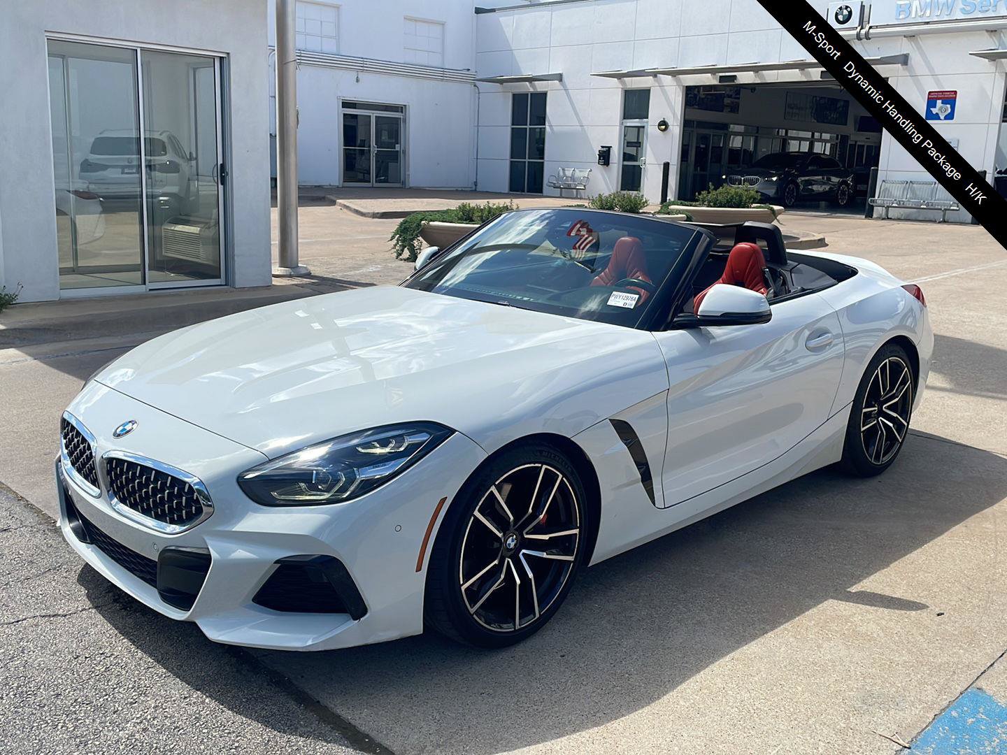 Used 2022 BMW Z4 sDrive30i w/ Premium Package RWD image 1