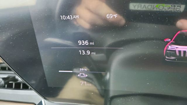 Used 2025 Audi Q6 e-tron Premium w/ Convenience Package image 39