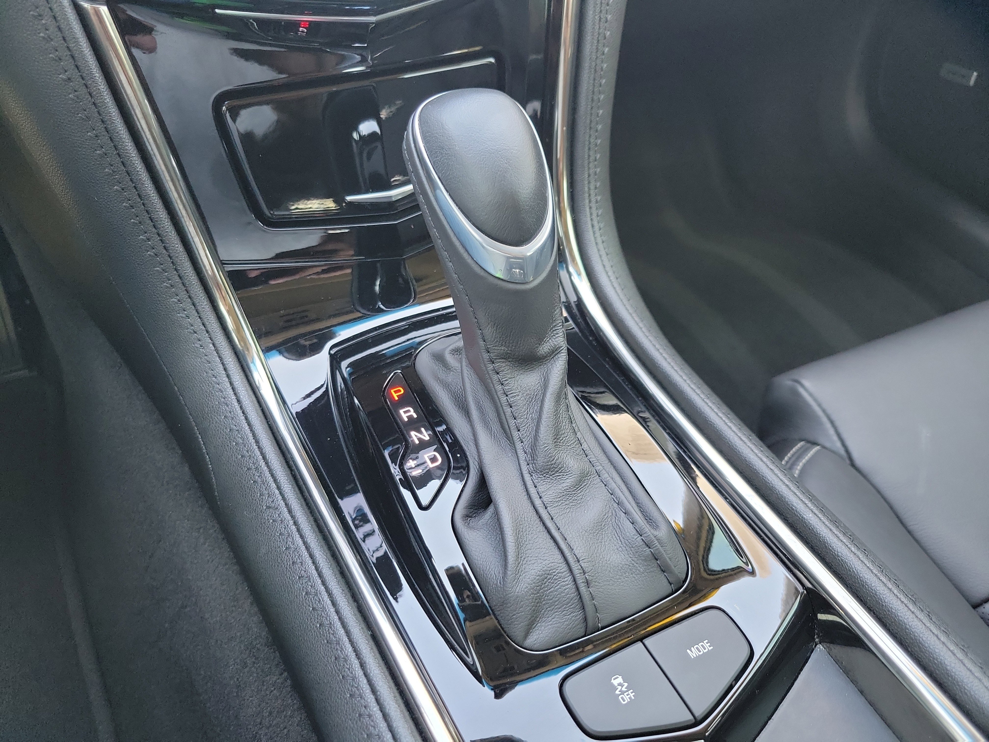 Used 2016 Cadillac ATS Luxury w/ Sun And Sound Package image 24