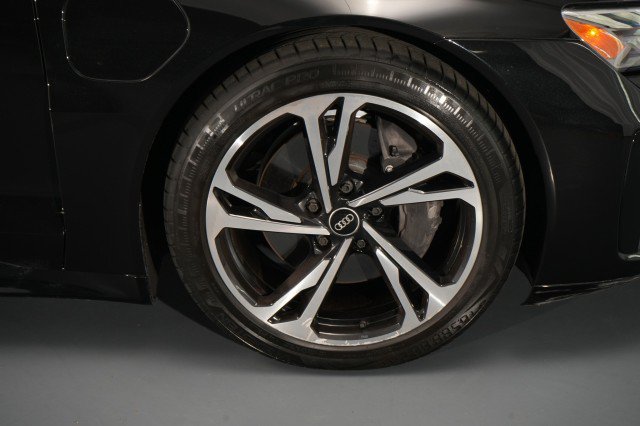 Used 2023 Audi e-tron GT Premium Plus w/ Performance Package AWD/4WD image 22