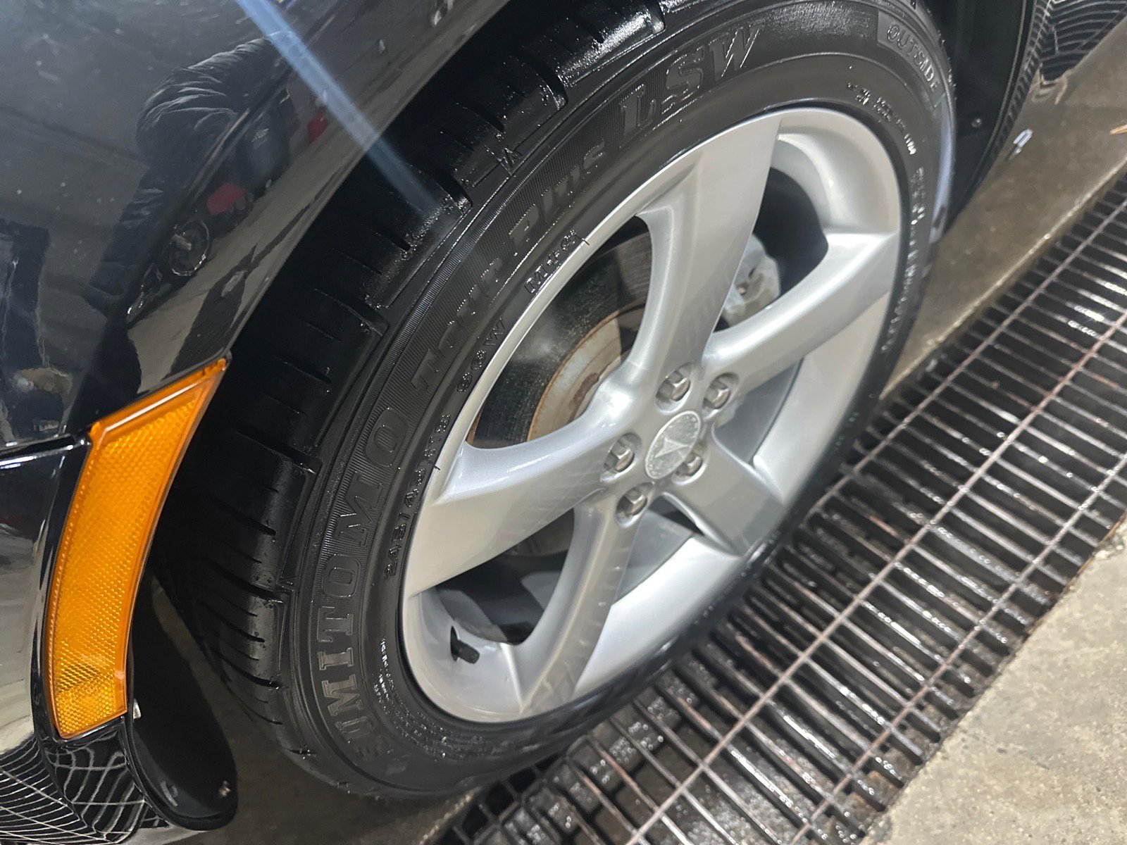 Used 2007 Pontiac Solstice Convertible w/ Convenience Package image 10