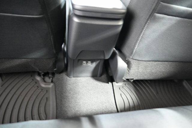 New 2026 Toyota Prius LE image 25