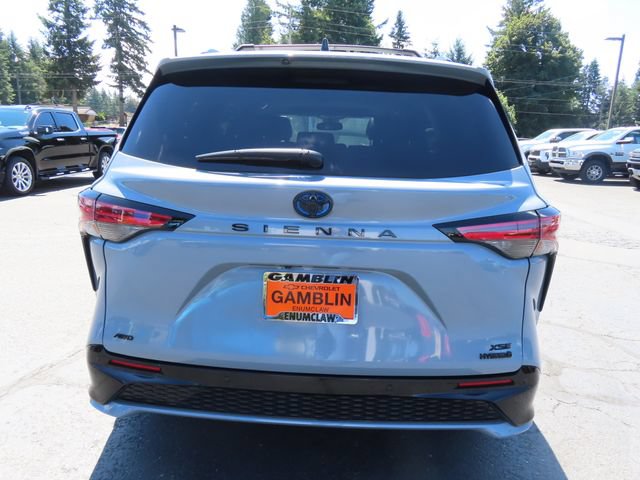 Used 2024 Toyota Sienna XSE w/ XSE Premium Package AWD/4WD image 7
