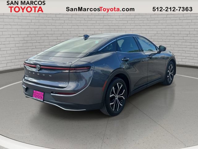 Used 2024 Toyota Crown Limited image 5