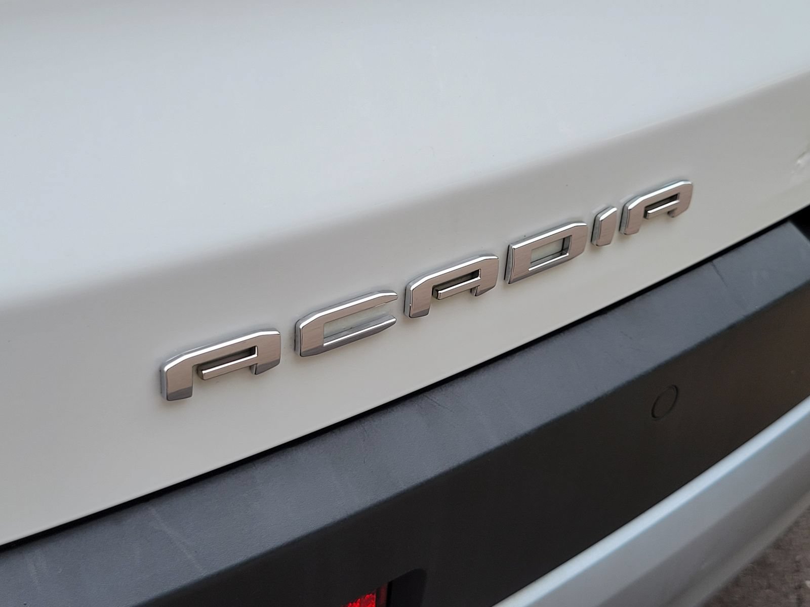 Used 2020 GMC Acadia SLT w/ Trailering Package FWD image 34