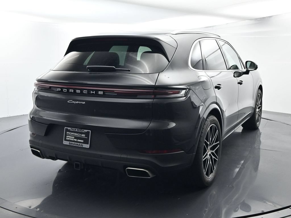 Certified 2025 Porsche Cayenne AWD/4WD image 14