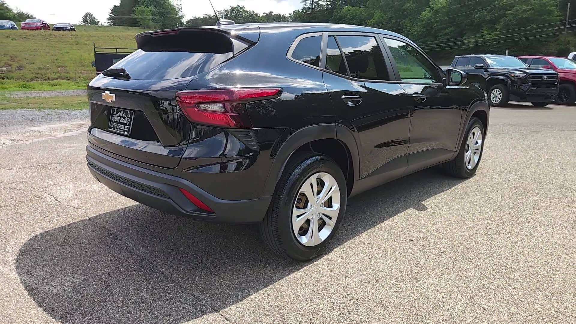 Used 2024 Chevrolet Trax LS w/ Driver Confidence Package FWD image 15
