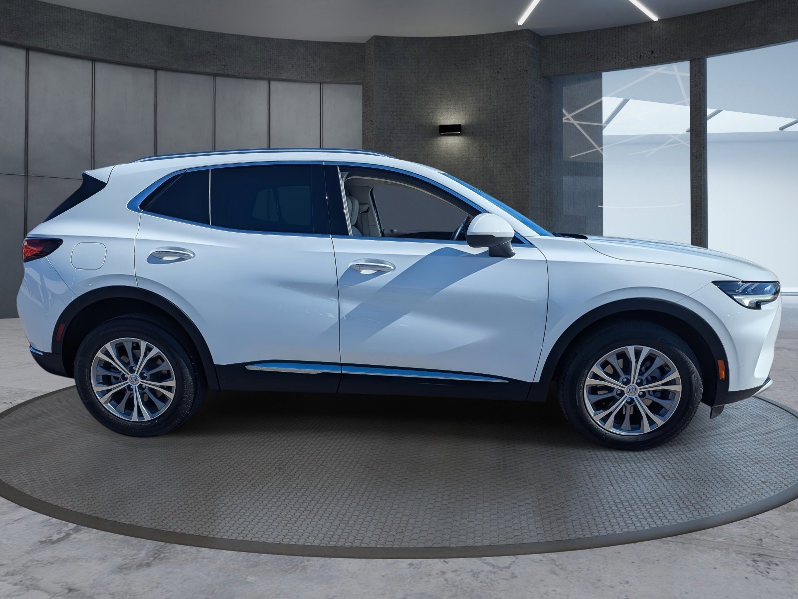 Used 2023 Buick Envision Preferred image 7