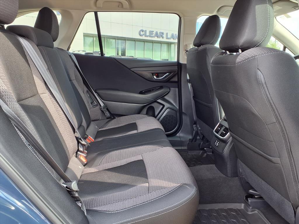 Certified 2025 Subaru Outback Premium w/ Popular Package #1A image 7