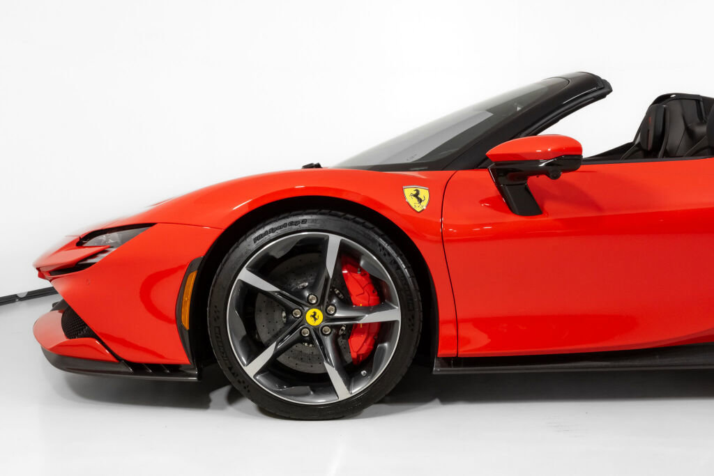 Used 2023 Ferrari SF90 Spider AWD/4WD image 12