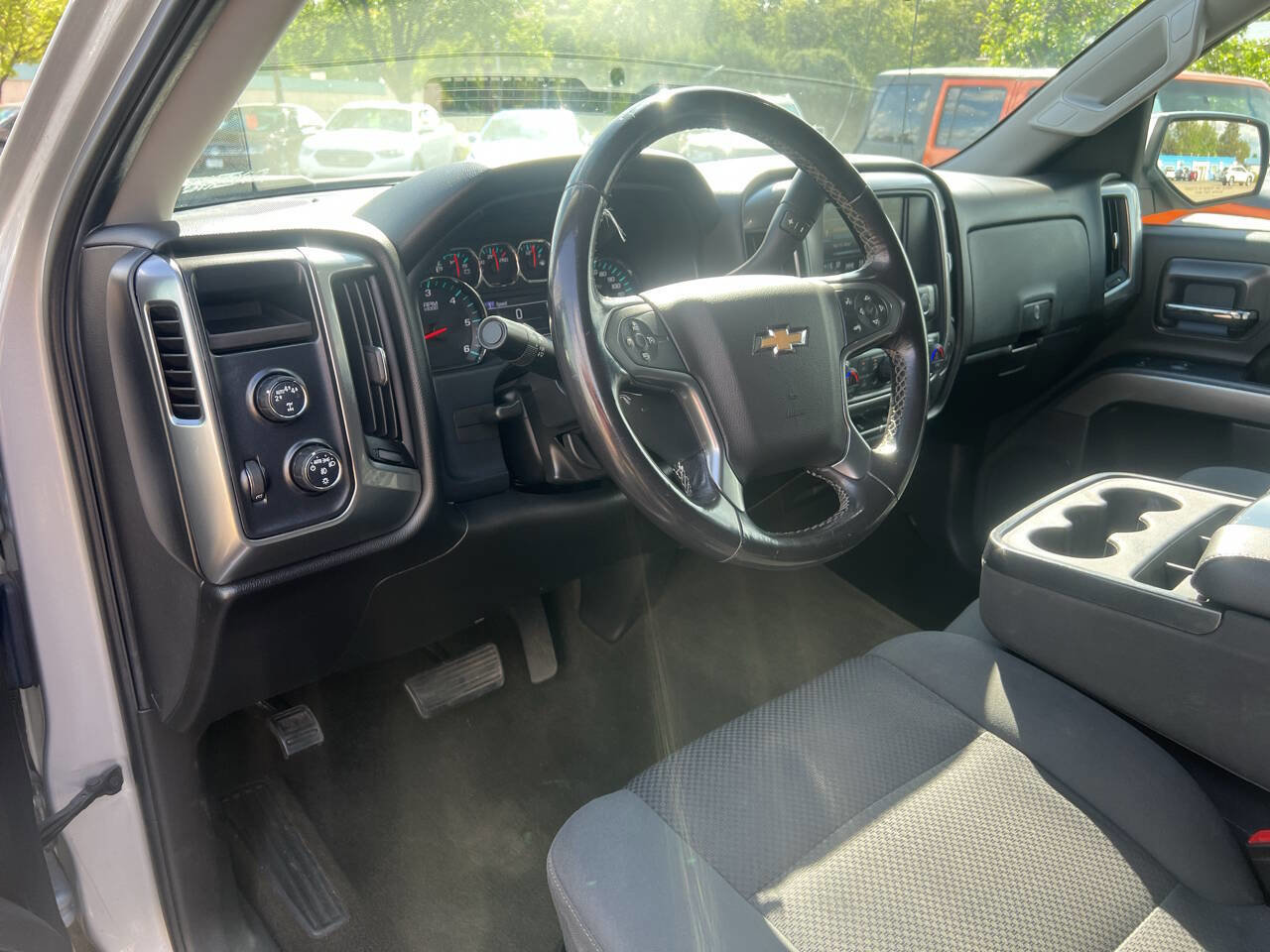 Used 2017 Chevrolet Silverado 1500 LT w/ All Star Edition image 8
