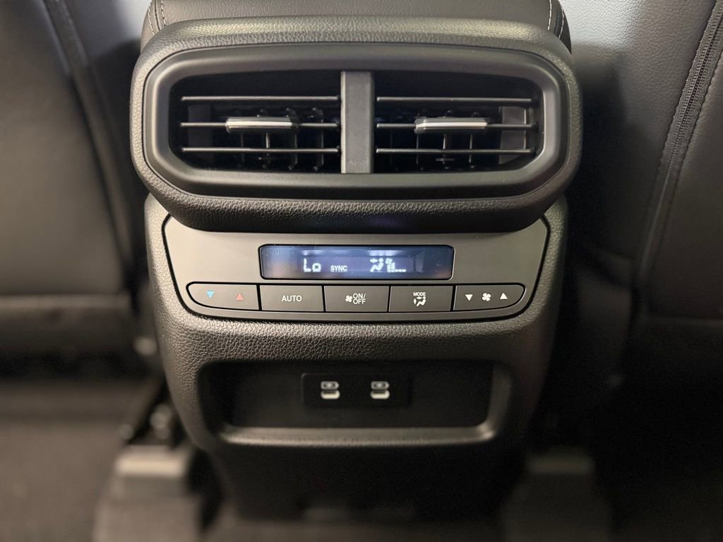 New 2026 Honda Pilot Touring image 18