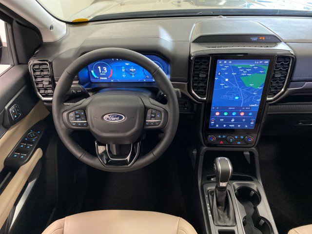 New 2025 Ford Ranger Lariat w/ FX4 Off-Road Package image 18