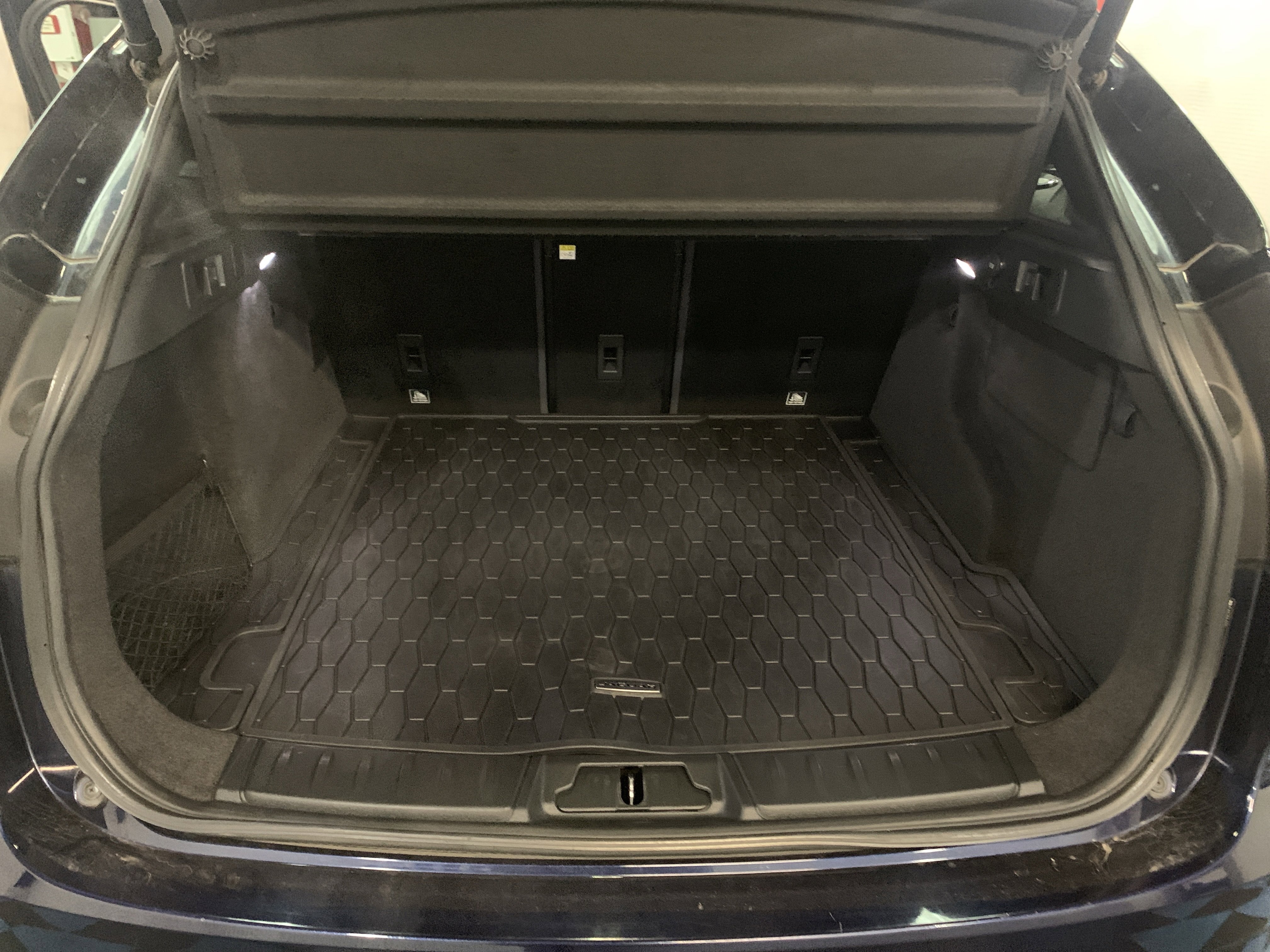 Used 2017 Jaguar F-PACE S AWD/4WD image 21