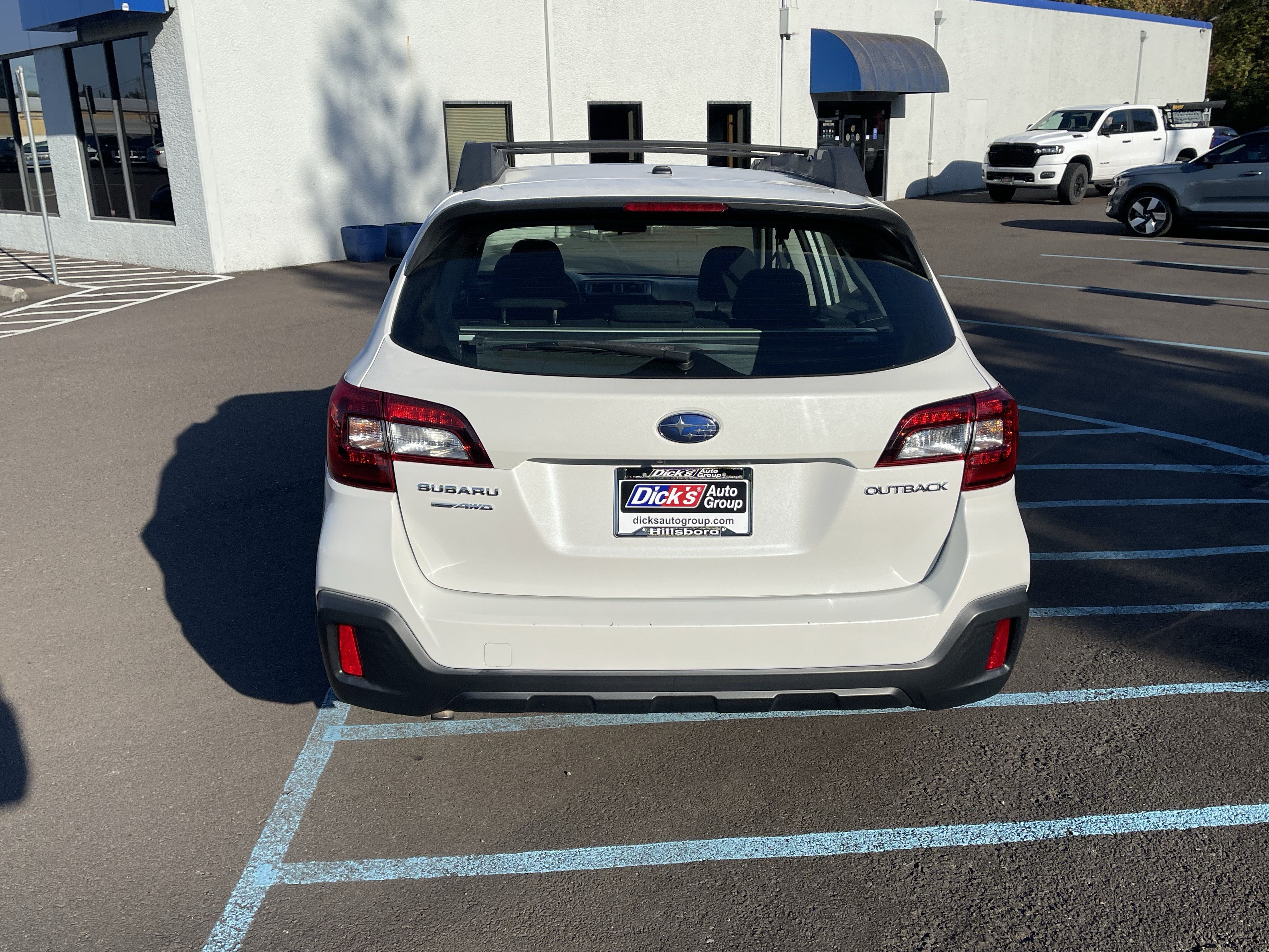 Used 2019 Subaru Outback 2.5i AWD/4WD image 4