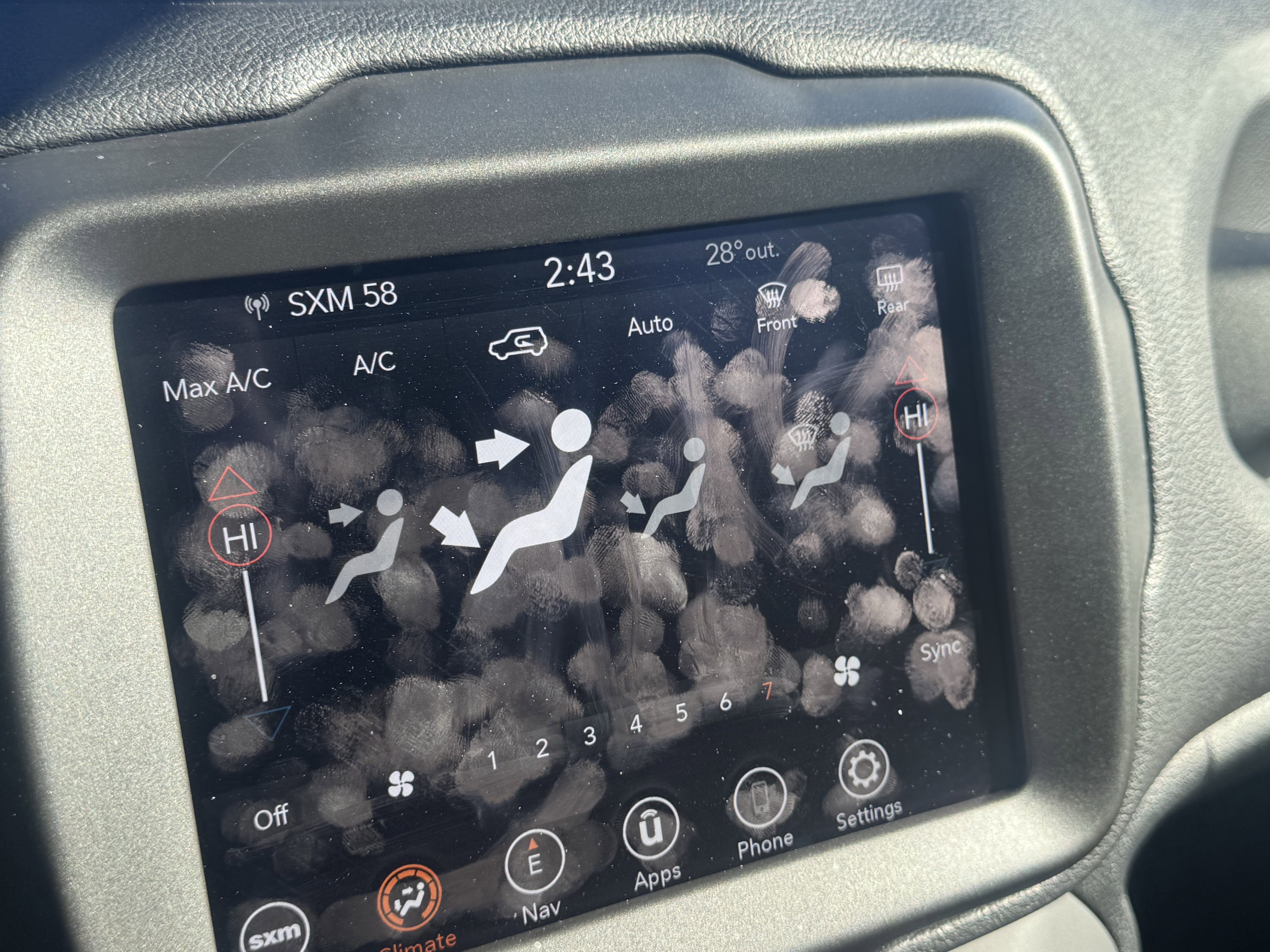 Used 2023 Jeep Renegade Trailhawk image 35