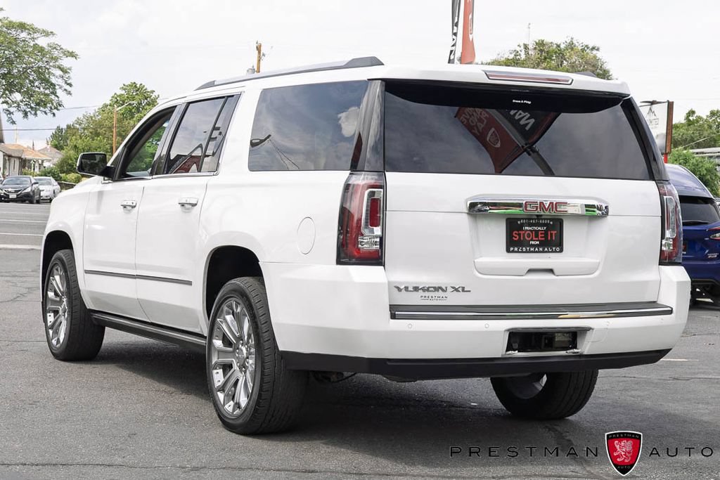 Used 2016 GMC Yukon XL Denali w/ Open Road Package AWD/4WD image 23