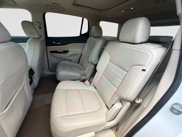 Used 2022 GMC Acadia Denali w/ Denali Technology Package AWD/4WD image 17