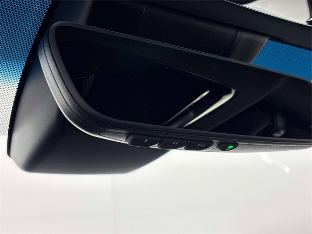 Used 2022 Toyota Venza XLE image 21