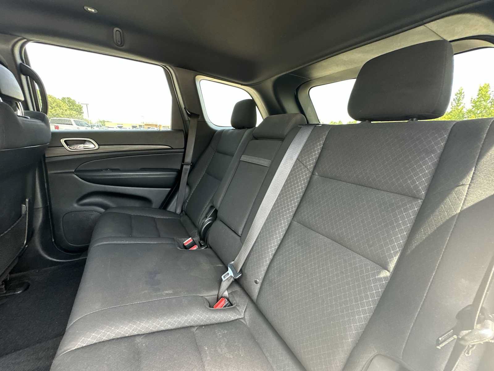 Used 2022 Jeep Grand Cherokee Laredo E w/ Security & Convenience Group AWD/4WD image 21