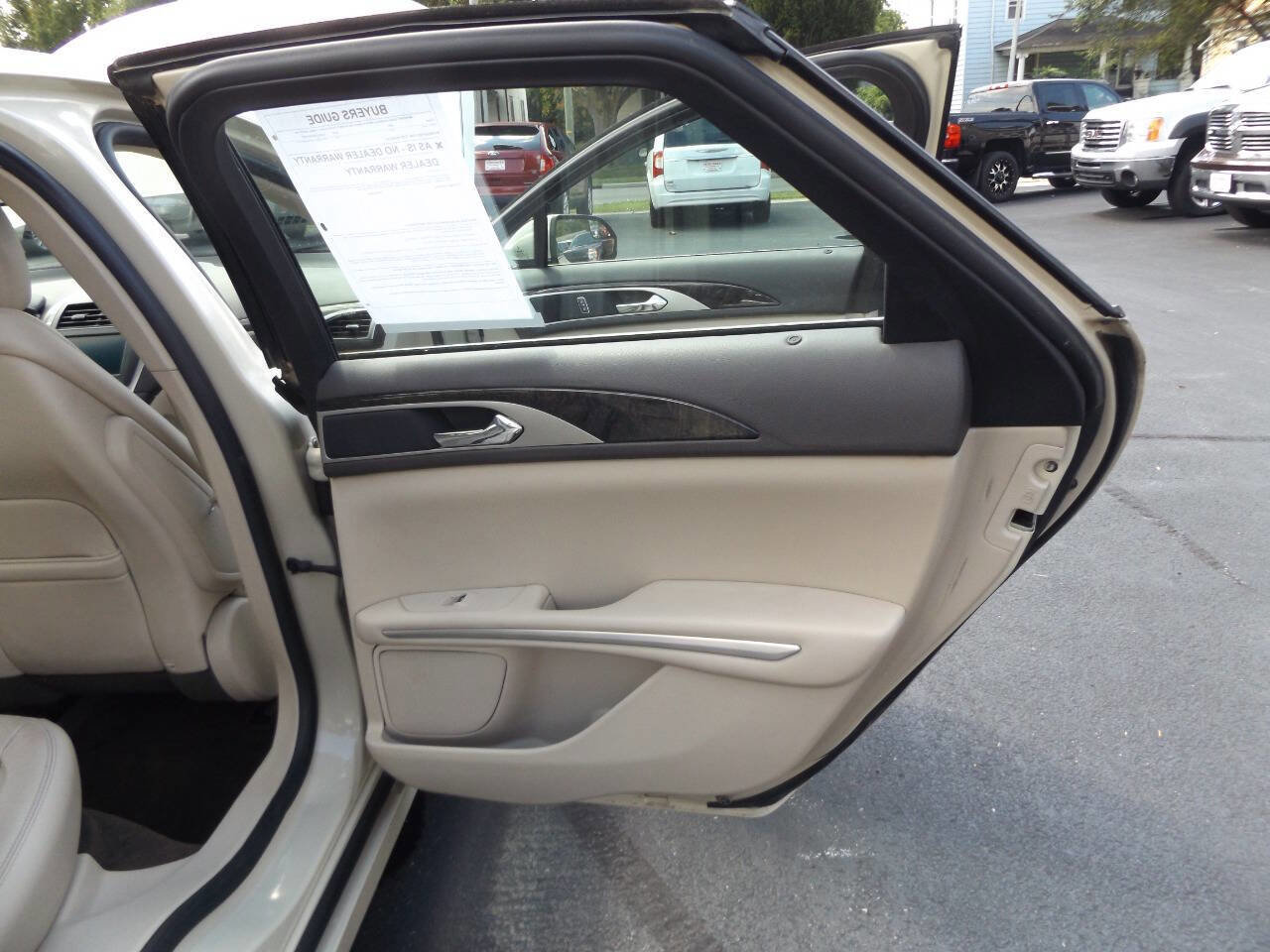 Used 2016 Lincoln MKZ AWD w/ Equipment Group 200A Select image 28