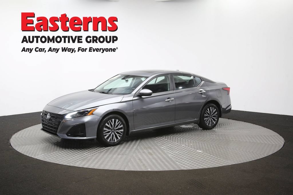 Used 2023 Nissan Altima 2.5 SV w/ SV Premium Package AWD/4WD image 57