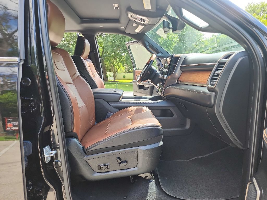 Used 2019 RAM 2500 Limited AWD/4WD image 39