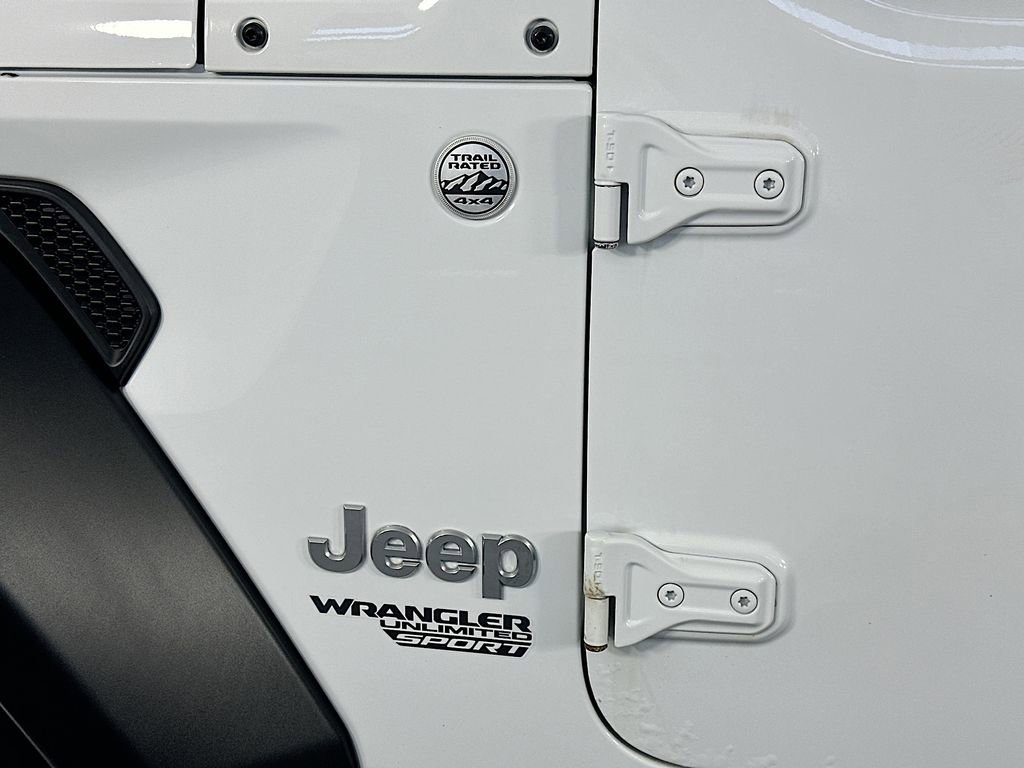 Used 2018 Jeep Wrangler Unlimited Sport S AWD/4WD image 28