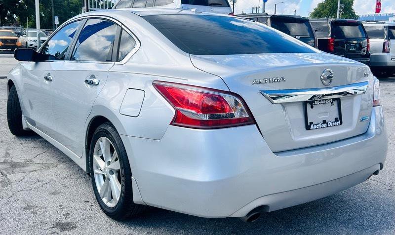 Used 2013 Nissan Altima 2.5 SV FWD image 3