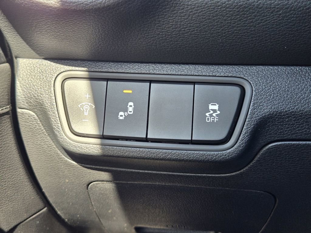 Used 2024 Kia Forte GT-Line image 28