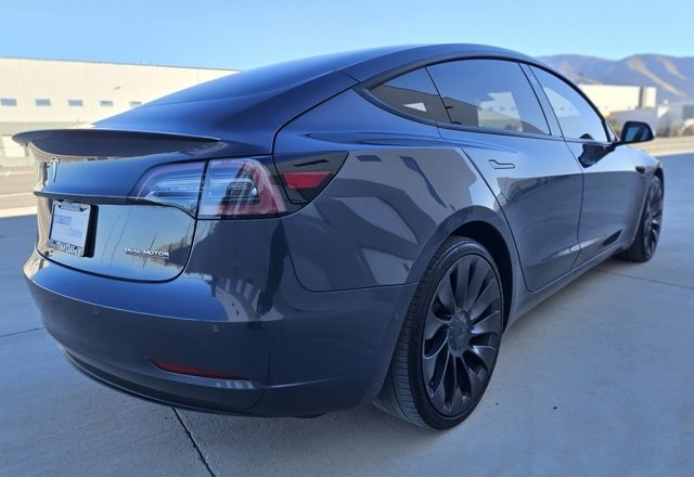 Used 2022 Tesla Model 3 Performance image 5