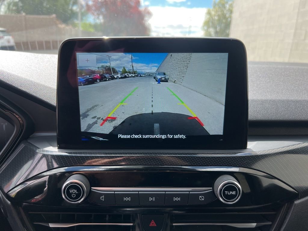 Used 2025 Ford Escape ST-Line image 17