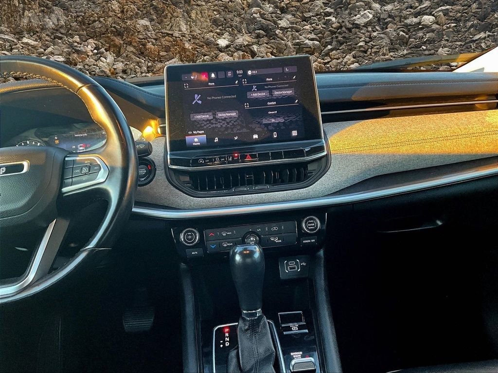 Used 2022 Jeep Compass Latitude image 6