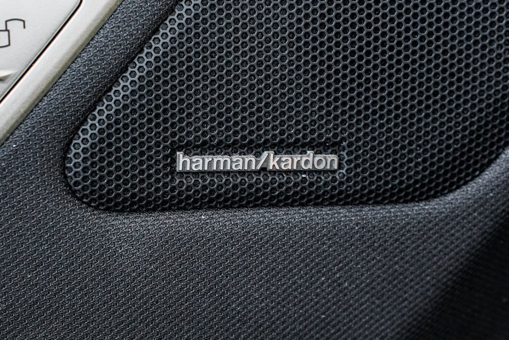 Used 2023 BMW iX xDrive50 w/ Ultimate Package 2 image 11