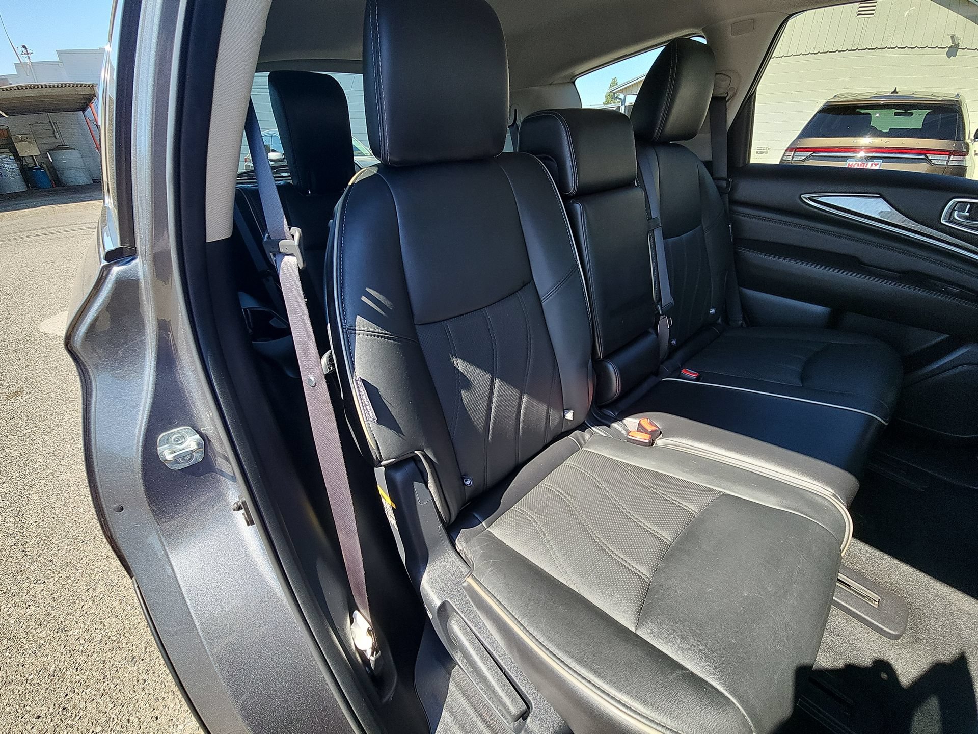 Used 2018 INFINITI QX60 Luxe w/ Premium Plus Package AWD/4WD image 29