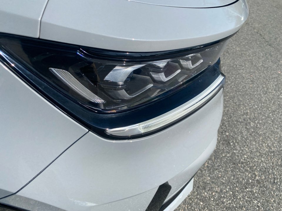 Used 2023 Kia Sorento SX image 28